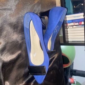 Daphne Blue Heels